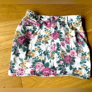 Vtg 90’s bongo floral jean skirt